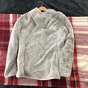 Fleece sweatshirt